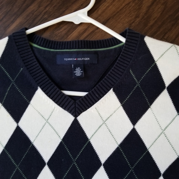 Tommy Hilfiger argyle sweater - Picture 2 of 4